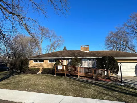 743 N Jay St, Griffith, IN 46319 photo 1