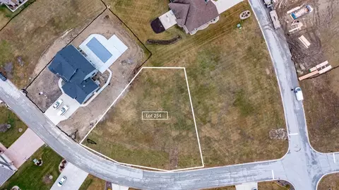 9055 Michigan Dr, Winfield, IN 46307 photo 3
