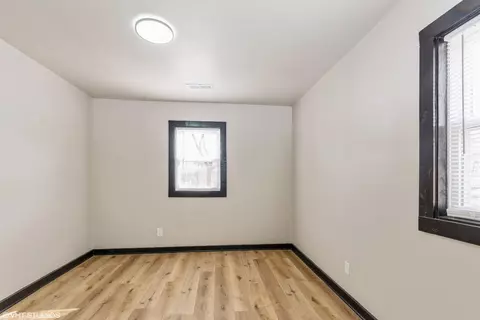 1103 Dearborn Cir, Gary, IN 46403 photo 10