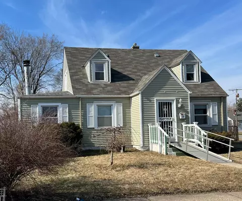200 Porter St, Gary, IN 46406 photo 2