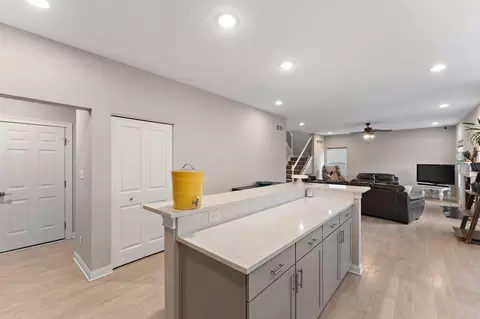 Kitchen - 13180 Taft St, Crown Point, IN 46307 photo 4 of 5
