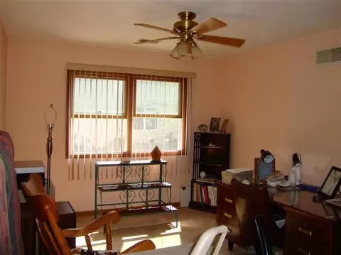 Undisclosed, Crown Point, IN 46307 photo 3