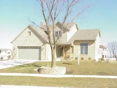 8203 Knickerbocker Pl, Saint John, IN 46373 photo 1