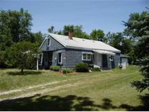 Undisclosed, Walkerton, IN 46574 photo 1