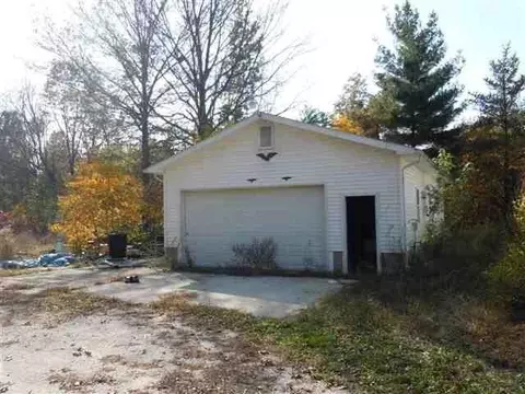 Undisclosed, Knox, IN 46534 photo 3