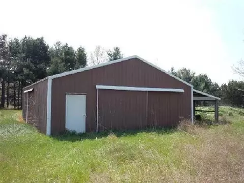 Undisclosed, Walkerton, IN 46574 photo 3