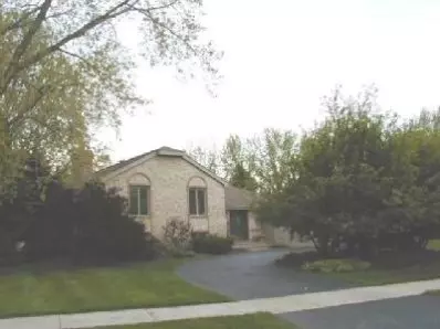 1108 Thickett Ln, Munster, IN 46321 photo 1