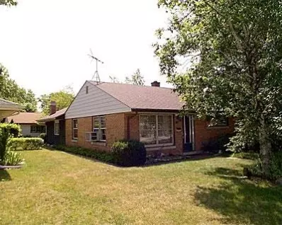 607 N Raymond, Griffith, IN 46319 photo 1
