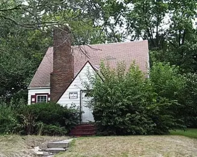 808 E 44th Ave, Gary, IN 46409 photo 1