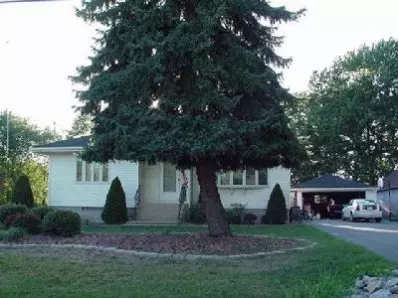 720 S Broad St, Griffith, IN 46319 photo 1