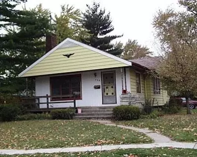 722 E Clark, Crown Point, IN 46307 photo 1