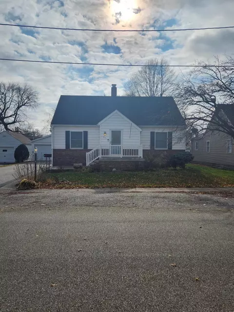 535 W Kannal Ave, Rensselaer, IN 47978