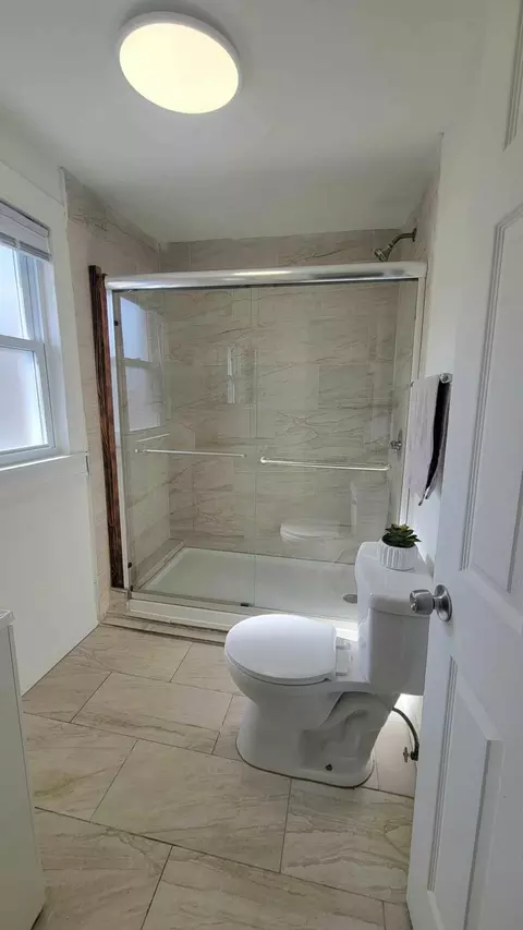 548 Carolina St, Gary, IN 46402 photo 8