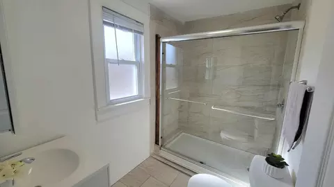 548 Carolina St, Gary, IN 46402 photo 7
