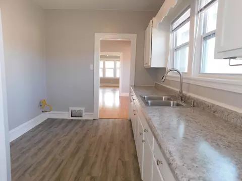 401 Hayes St, Gary, IN 46404 photo 18