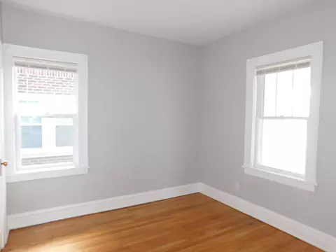 401 Hayes St, Gary, IN 46404 photo 14