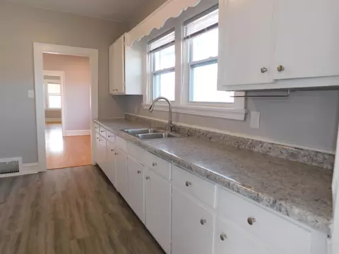 401 Hayes St, Gary, IN 46404 photo 17