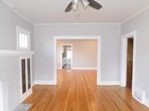 401 Hayes St, Gary, IN 46404 photo 13