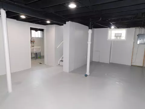 401 Hayes St, Gary, IN 46404 photo 28