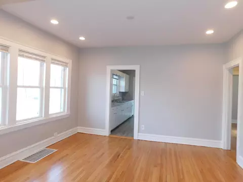 401 Hayes St, Gary, IN 46404 photo 15