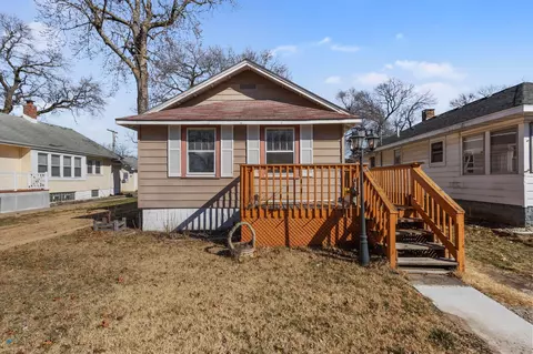 129 N Lindberg St, Griffith, IN 46319 photo 1