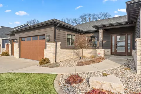 2102 Louis Dr, Crown Point, IN 46307 photo 3