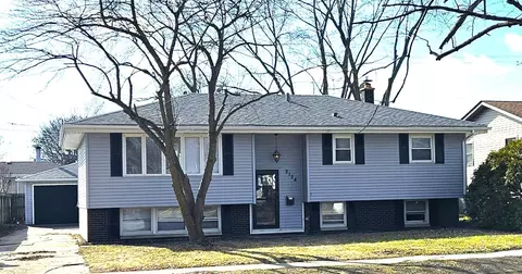 2124 Martha St, Highland, IN 46322