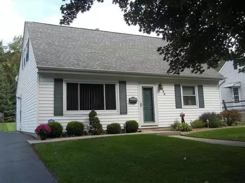 950 Hope St, Valparaiso, IN 46385