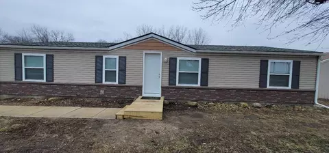 2023 E 1130, De Motte, IN 46310 photo 1