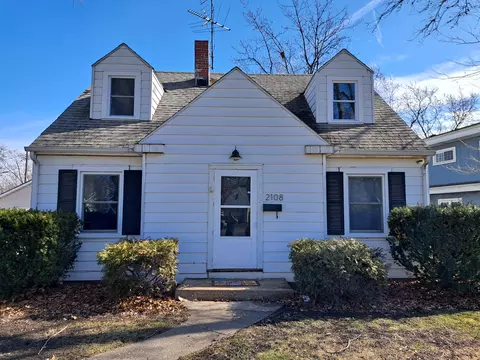 2108 Washington Cir, Munster, IN 46321 photo 1