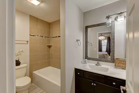 Bath - 4237 Augusta Dr, Crown Point, IN 46307 photo 1 of 3