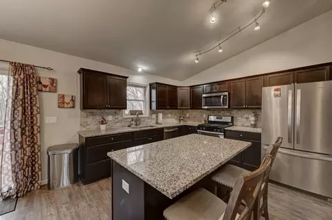 Kitchen - 4237 Augusta Dr, Crown Point, IN 46307 photo 3 of 5