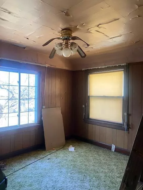 617 Jefferson St, Gary, IN 46402 photo 9