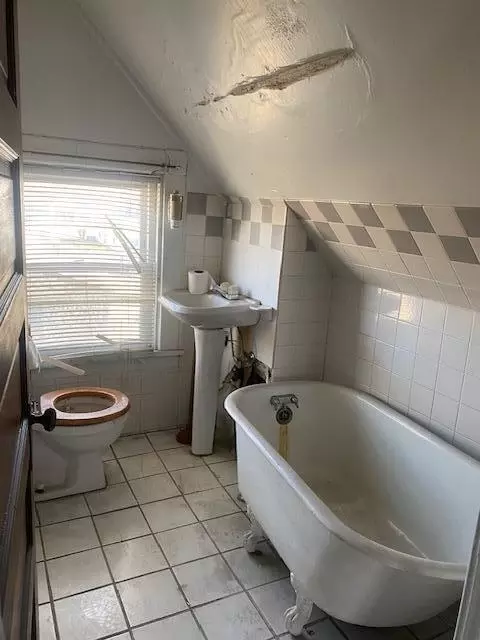 617 Jefferson St, Gary, IN 46402 photo 11