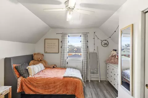 Bedroom - 1445 Shell St, Hammond, IN 46320 photo 4 of 5