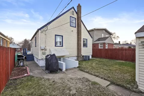 Exterior - 1445 Shell St, Hammond, IN 46320 photo 4 of 5