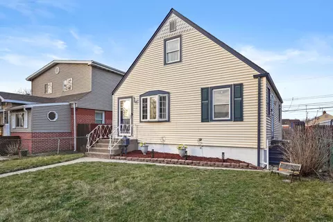Exterior - 1445 Shell St, Hammond, IN 46320 photo 2 of 5