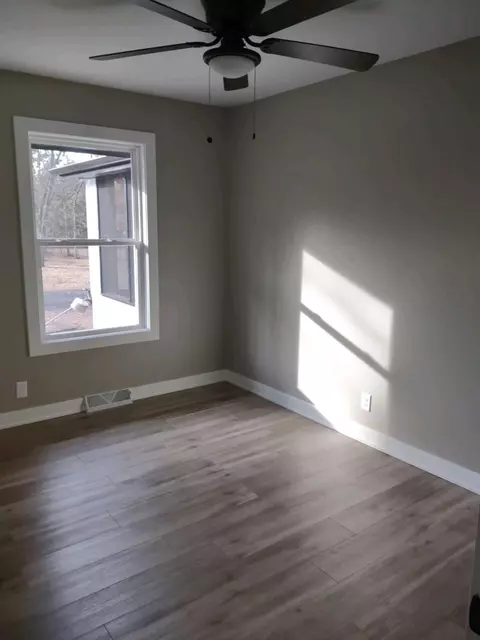 11872 N 470, De Motte, IN 46310 photo 8