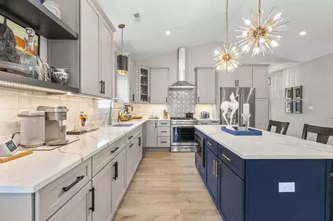 Kitchen - 690 Verdano Ter, Crown Point, IN 46307 photo 6 of 11
