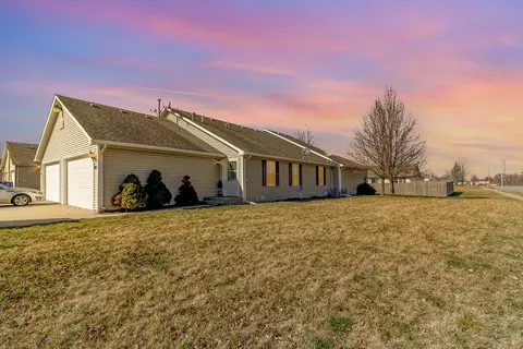 Exterior - 1762 Beech Dr, Crown Point, IN 46307 photo 1 of 9