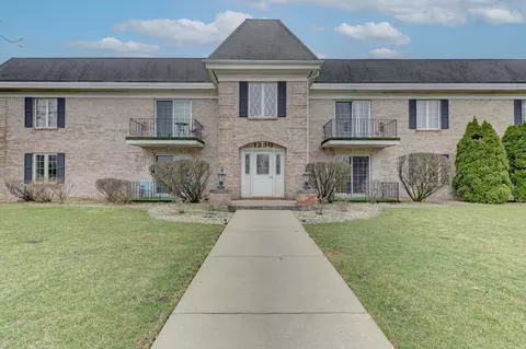 1230 Camellia Dr #4, Munster, IN 46321 photo 1