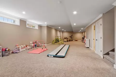 169 N Summerfield Dr, Valparaiso, IN 46385 photo 29