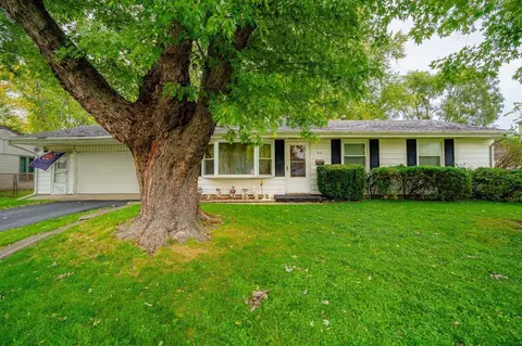 375 Brook Dr, Valparaiso, IN 46385