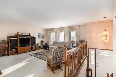 7935 Frederick Ave, Munster, IN 46321 photo 6
