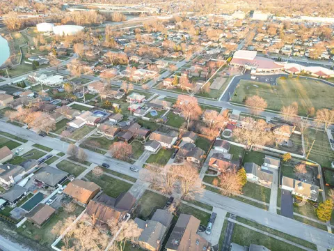 7935 Frederick Ave, Munster, IN 46321 photo 29