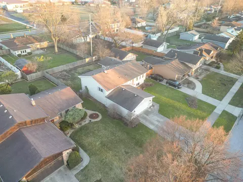 7935 Frederick Ave, Munster, IN 46321 photo 28