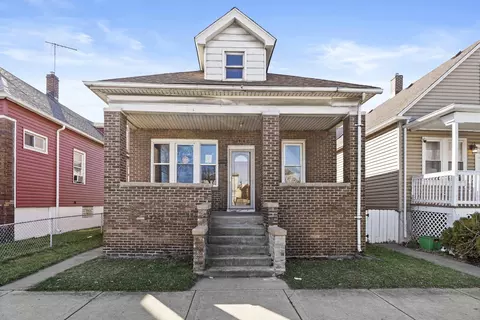 3916 Catalpa St, East Chicago, IN 46312