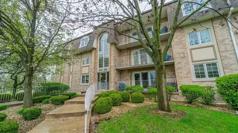 Exterior - 815 Swan Dr #3-A, Dyer, IN 46311 photo 1 of 3
