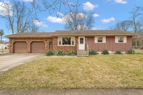 Exterior - 302 Arrowhead Dr, Lowell, IN 46356 photo 2 of 4