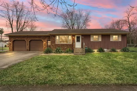 Exterior - 302 Arrowhead Dr, Lowell, IN 46356 photo 1 of 4